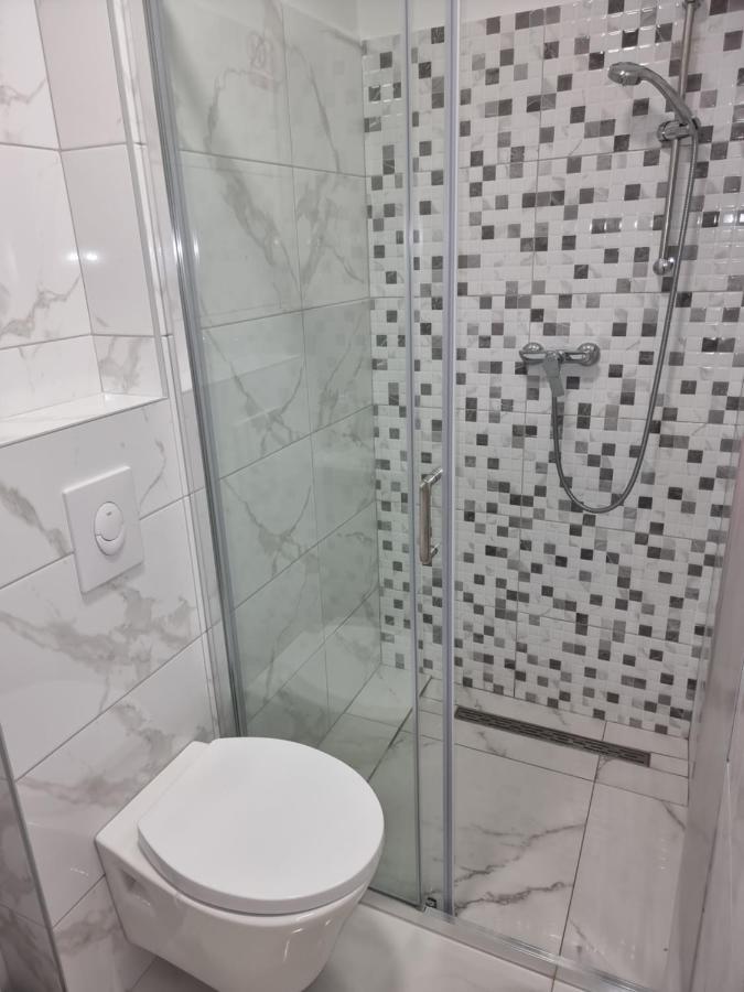 Apartmani Anastasia With Pool, Novalja Exterior photo