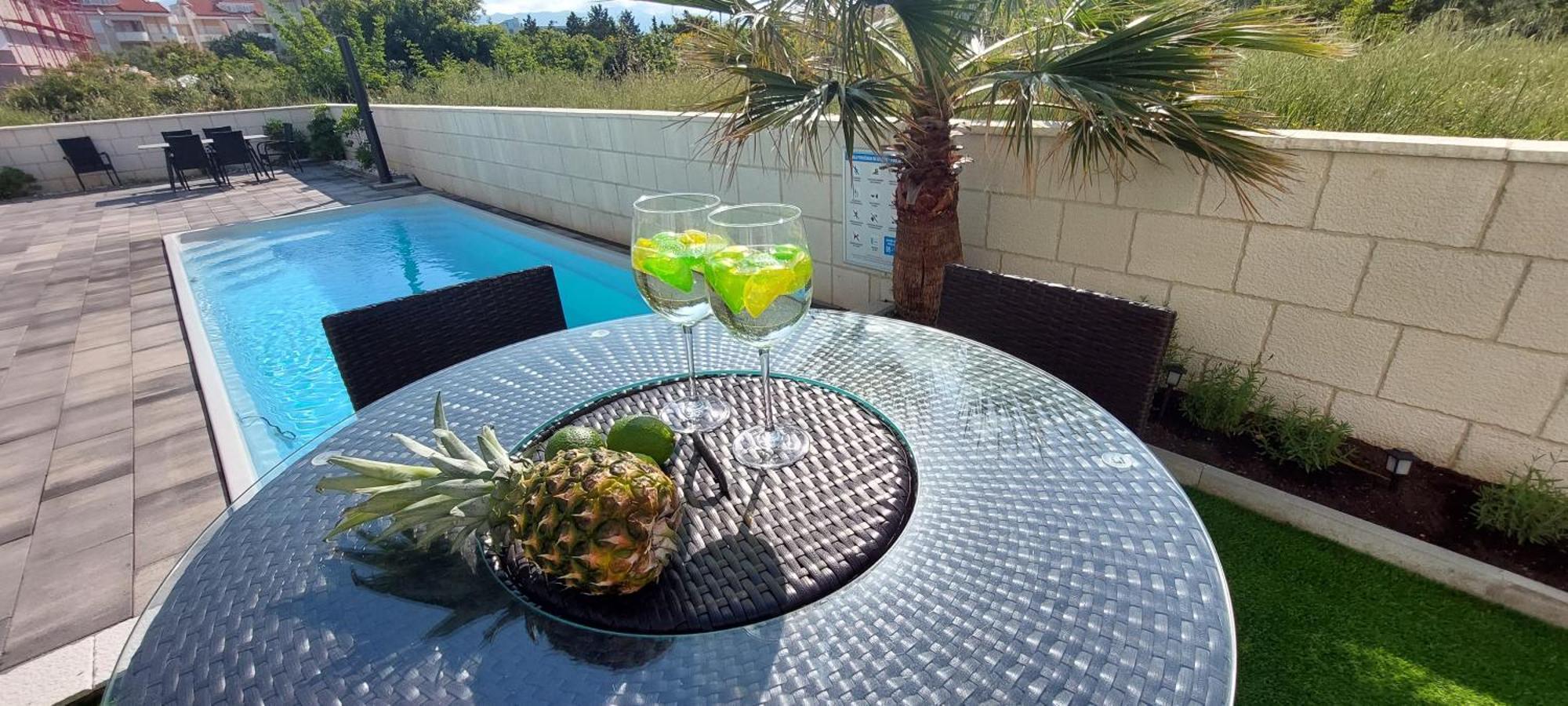 Apartmani Anastasia With Pool, Novalja Exterior photo