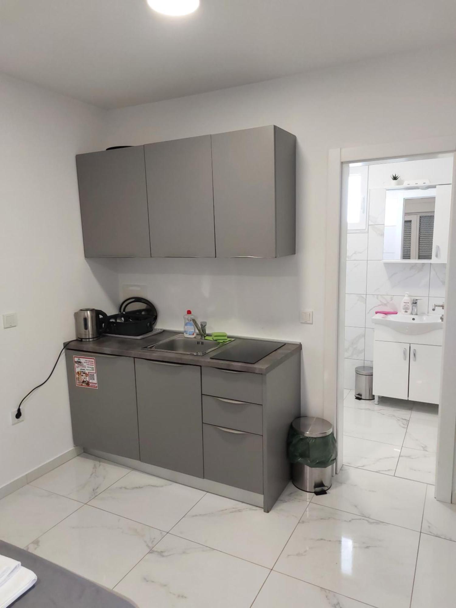 Apartmani Anastasia With Pool, Novalja Exterior photo